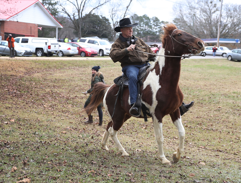 Illustration for article titled Just Like Herpes, He's Back: Accused Child Molester Roy Moore Is Leading GOP Candidate to Challenge Doug Jones for Senate Seat